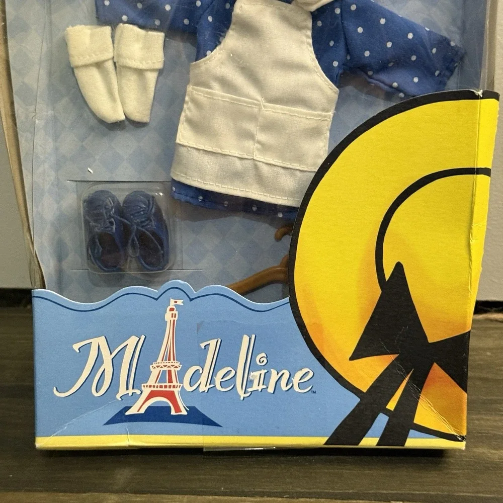 VTG NIB Madeline Chef Doll Outfit‎ Learning Curve 84211